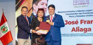 Universidad Las Américas celebró licencia de Sunedu