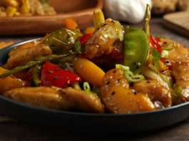 pollo al durazno