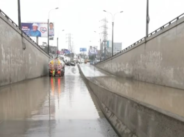 Bypass de VMT volvió a inundarse por llovizna