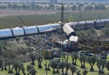 68 muertos en choque de trenes Choque de trenes en España