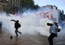 Enfrentamientos en marchas contra Milei Enfrentamientos en marchas contra Milei