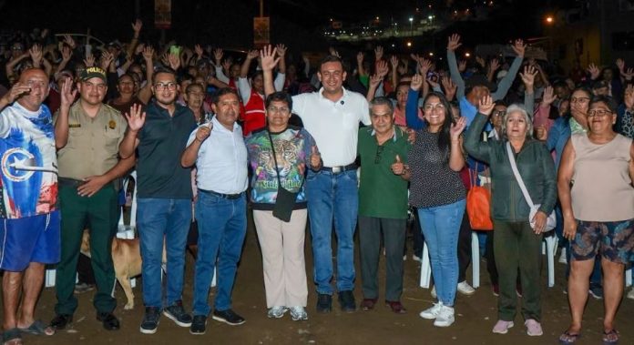 Estacionamiento y nuevo parque en “Mi Perú” Estacionamiento y nuevo parque en “Mi Perú”