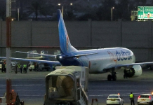 Pasajeros en bronca con pilotos de avión que iba a Israel