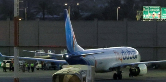 Pasajeros en bronca con pilotos de avión que iba a Israel Pasajeros en bronca con pilotos de avión que iba a Israel