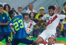 Perú cayó ante Colombia 2-0